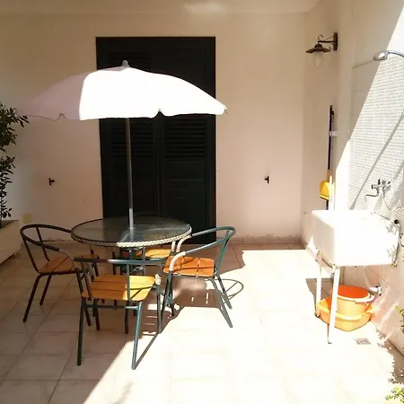 Dimora Liccisa Apartment Torre Lapillo
